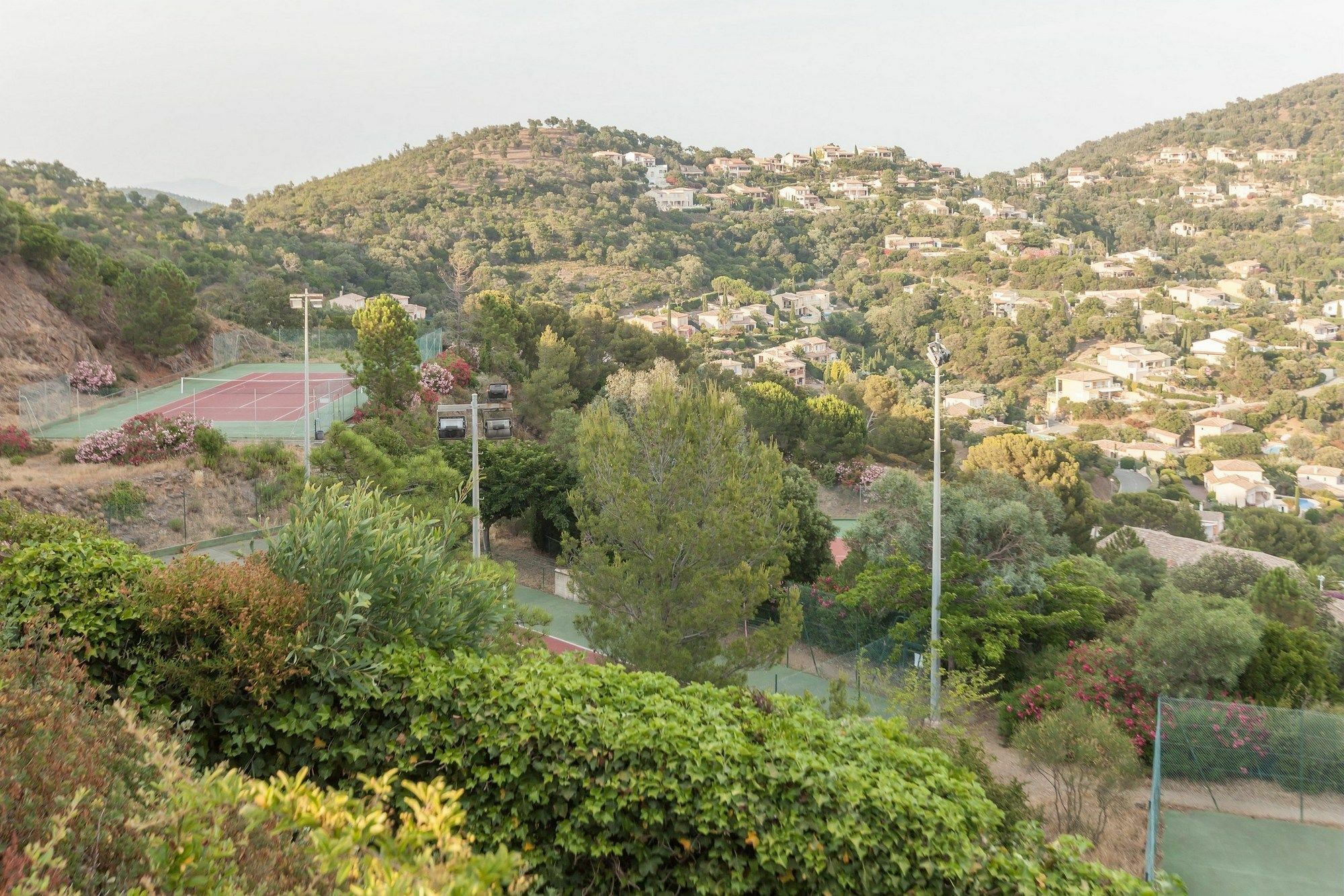 Residence Pierre & Vacances Les Terrasses Des Issambres Les Issambres Buitenkant foto