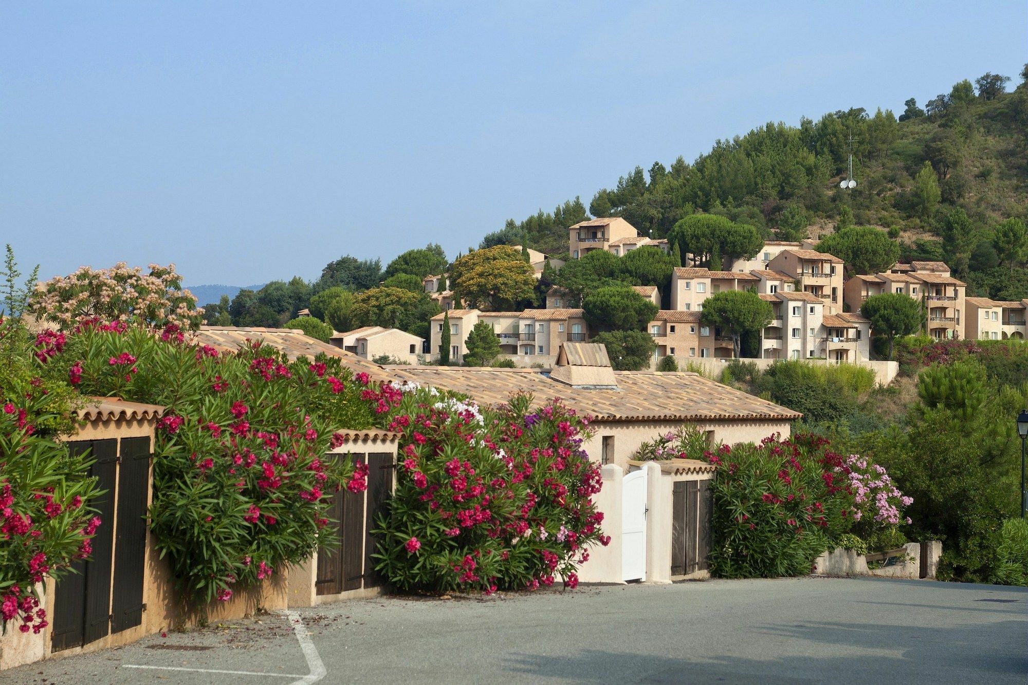 Residence Pierre & Vacances Les Terrasses Des Issambres Les Issambres Buitenkant foto