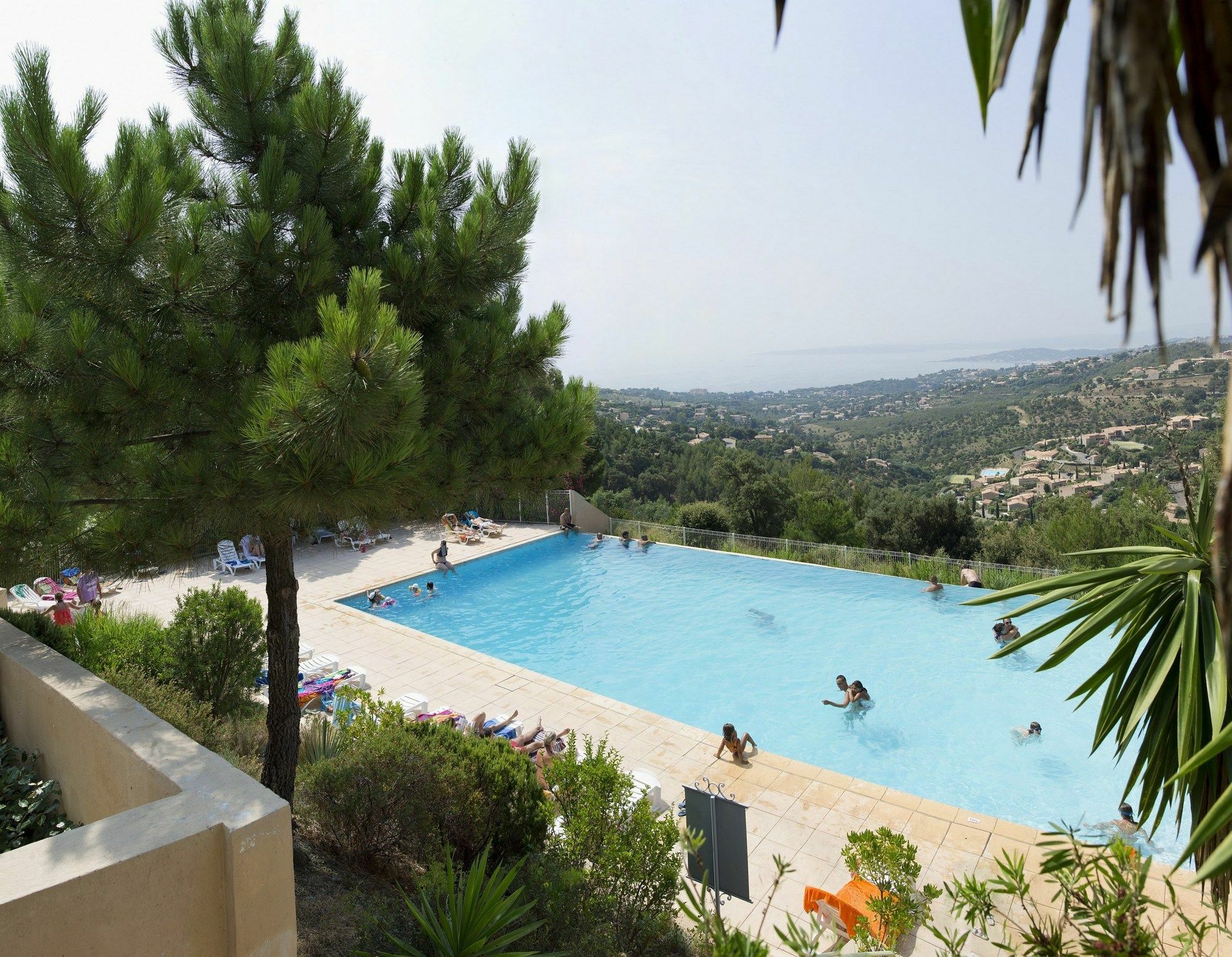 Residence Pierre & Vacances Les Terrasses Des Issambres Les Issambres Buitenkant foto