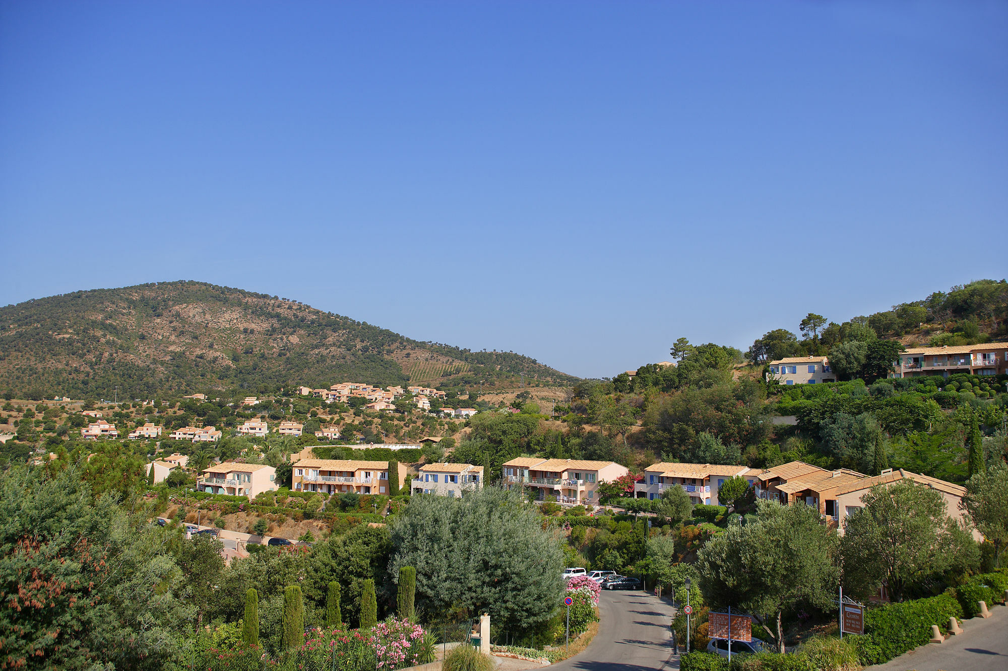 Residence Pierre & Vacances Les Terrasses Des Issambres Les Issambres Buitenkant foto
