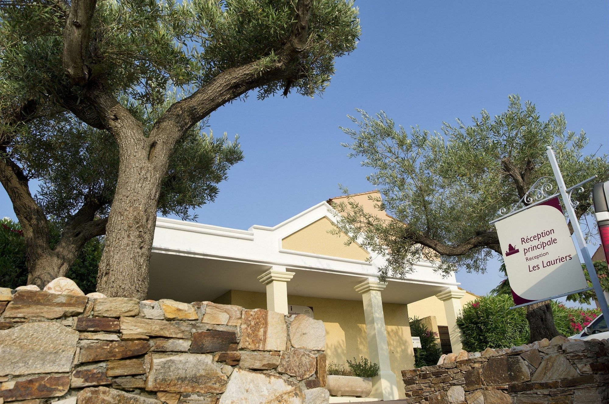 Residence Pierre & Vacances Les Terrasses Des Issambres Les Issambres Buitenkant foto